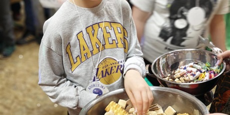 Powiększ grafikę: andrzejki-w-budynku-glownym-660402.jpg