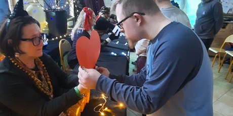 Powiększ grafikę: anrzejki-w-budynku-palac-660113.jpg