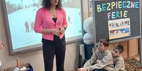 Powiększ grafikę: apel-bezpieczne-ferie-zimowe-670203.jpg
