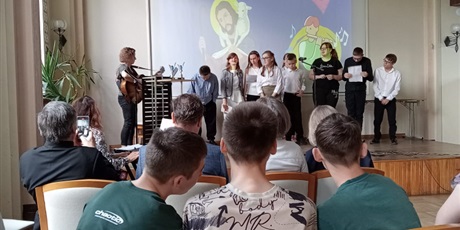 Powiększ grafikę: festiwal-piosenki-religijnej-617216.jpg
