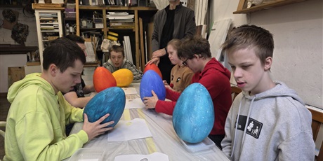 Powiększ grafikę: gdanska-starowka-jest-fajna-ale-w-bocznych-uliczkach-dzieje-sie-o-wiele-wiele-686129.jpg