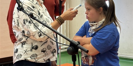 Powiększ grafikę: miedzynarodowy-dzien-bialej-laski-2025-646993.jpg