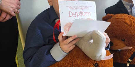 Powiększ grafikę: miedzyszkolny-konkurs-plastyczny-pluszowy-mis-658945.jpg