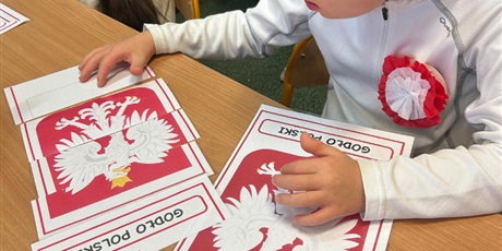 Powiększ grafikę: narodowe-swieto-niepodleglosci-w-przedszkolu-653517.jpg