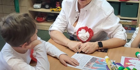 Powiększ grafikę: narodowe-swieto-niepodleglosci-w-przedszkolu-653522.jpg