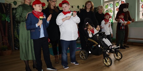 Powiększ grafikę: pasowania-nadszedl-czas-657476.jpg