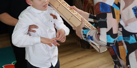 Powiększ grafikę: pasowania-nadszedl-czas-657478.jpg