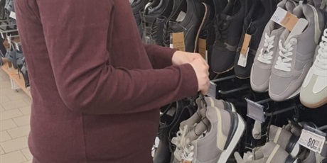 Powiększ grafikę: praktyki-w-auchan-645224.jpg