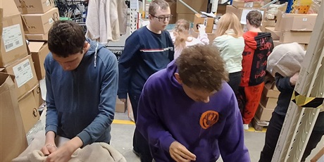 Powiększ grafikę: praktyki-w-auchan-645225.jpg