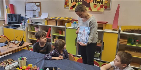 Powiększ grafikę: projekt-edukacyjny-edukosmos-655469.jpg