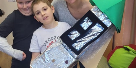 Powiększ grafikę: projekt-edukacyjny-edukosmos-655477.jpg